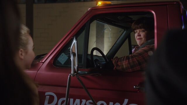 File:Trixie from Dawson's Towing.jpg