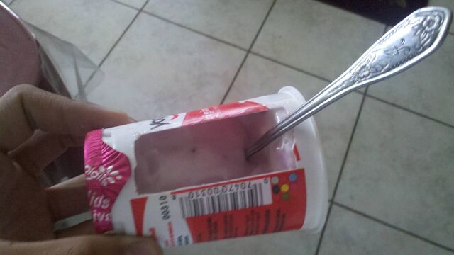 File:Yogurt.jpg