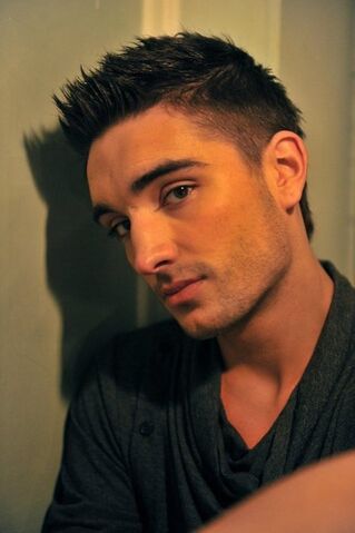 File:Tom Parker.jpg