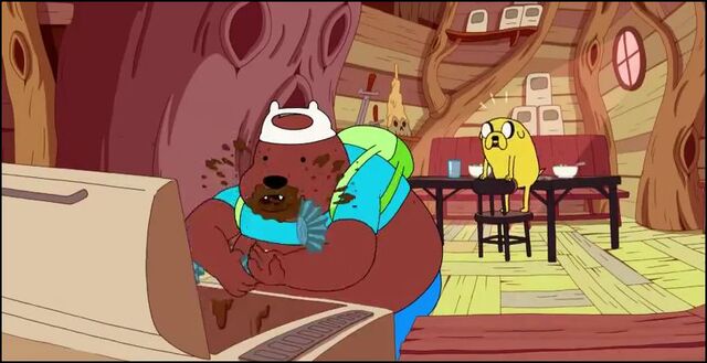 File:Bear-eats-all-the-finn-cakes.jpg