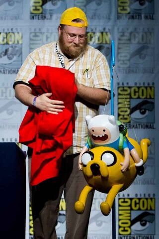 File:Adventure-Time-para-el-Thanksgiving-Day-Parade1.jpg