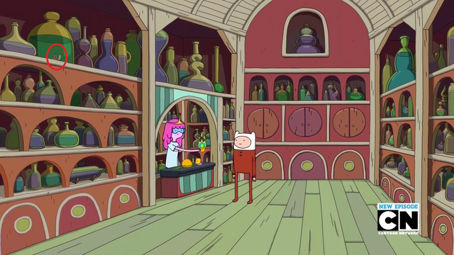 File:Snail in pajama war.png