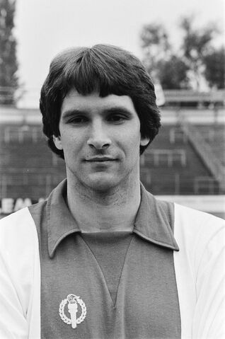 Bestand:1973)PimVanDordAjax.jpg