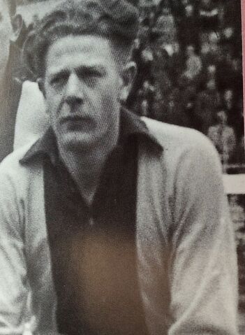 Bestand:1939)JannyVanDerVeen2.jpg