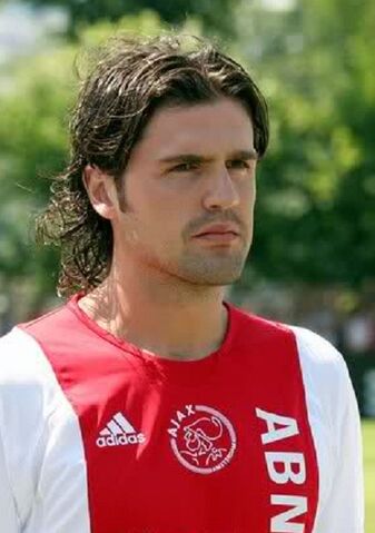 Bestand:2007)Roger Garcia.jpg