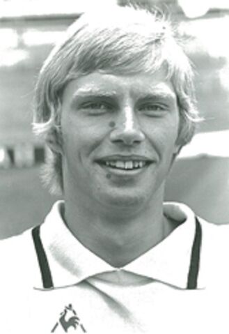 Bestand:1977)PeterJager.jpg