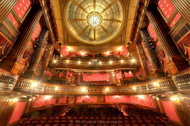 File:19660 9199 StMartinsTheatre uxga.jpg