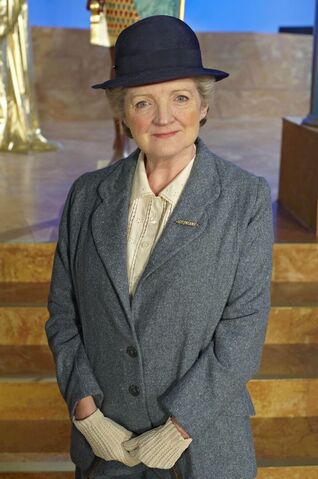 File:Miss-Marple-Julia-McKenzie.jpg