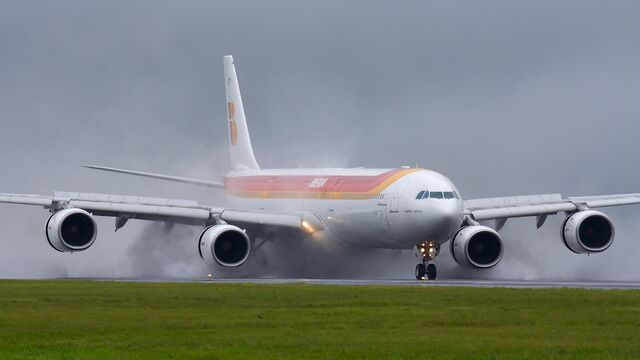 File:A340-6000000000000000000000000000000000000.jpg