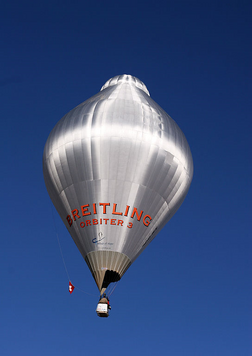 Breitling Orbiter 3 aloft
