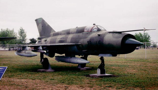 File:Mig21mf fuel tanks.jpg