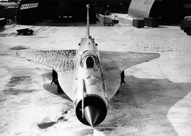 File:MiG-21I(A-144) Analog 02.jpg
