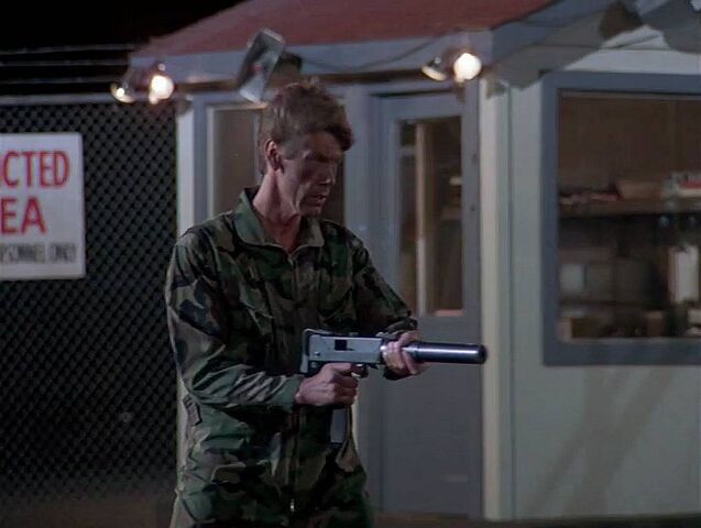 File:Mac10-hx1.jpg