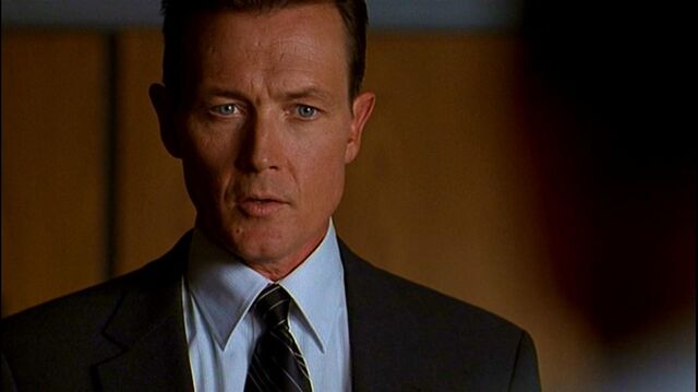 Datei:John Doggett.jpg