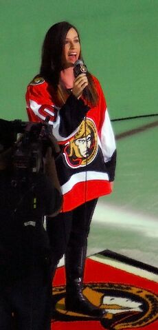 File:AlanisMorissette.jpg
