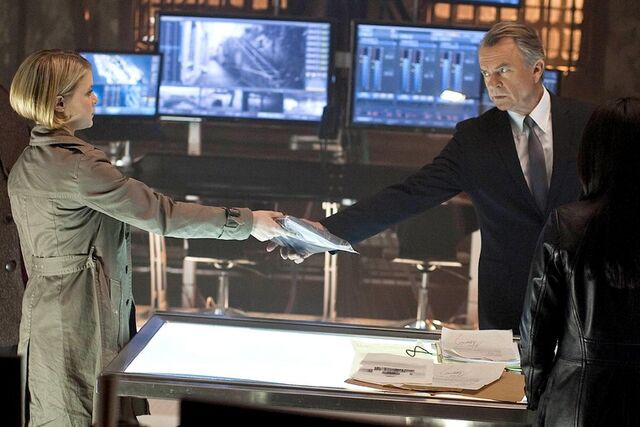 File:1x01 RebeccaHauser.jpg