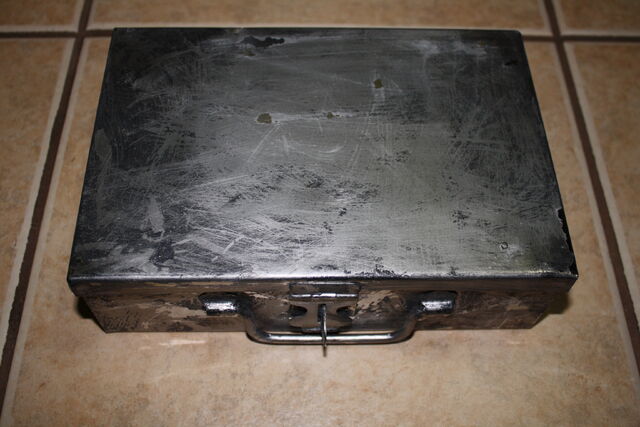 File:ViralBox1.jpg