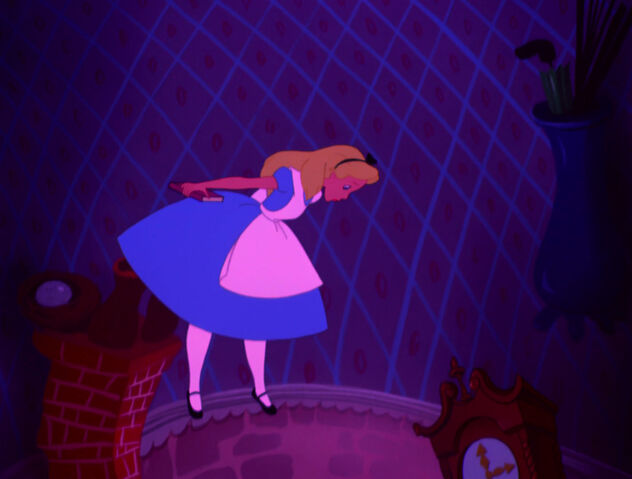 File:Alice-in-wonderland-disneyscreencaps.com-596.jpg