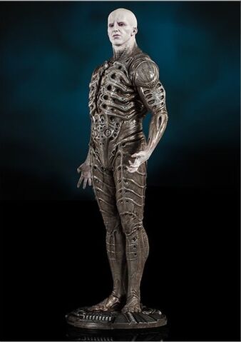 File:Prometheus- Pressure Suit2.jpg