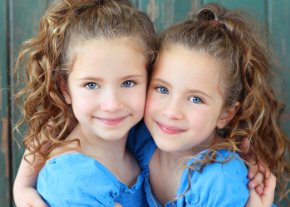 File:Meade Twins.jpg