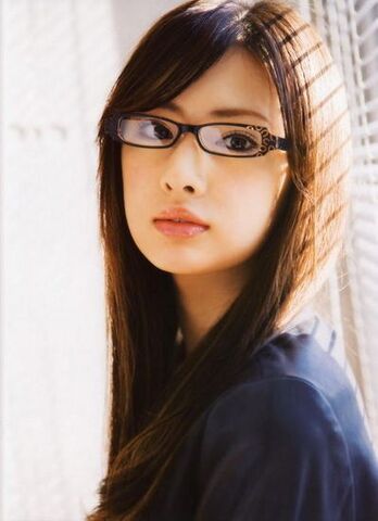 File:Cute-girl-in-glasses.jpg
