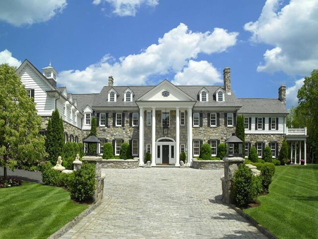 File:Nikki's Mansion.jpg