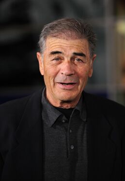Robert-forster-in-girl-walks-into-a-bar-large-picture-number-1