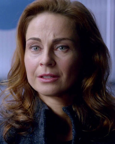File:AlmostHuman-111 0377-crop.jpg