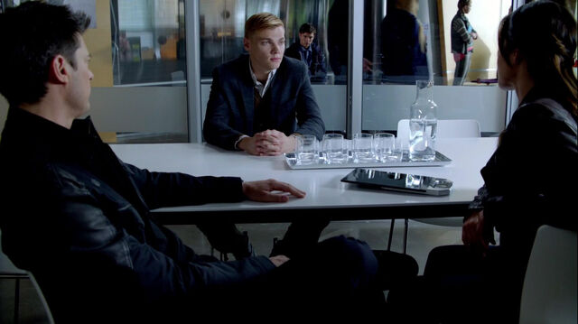 File:AlmostHuman-110 0328.jpg