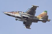 Su-25 93 red (4524872585)