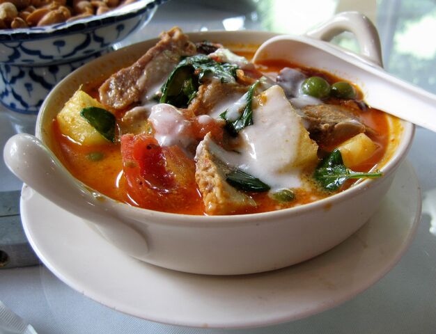 File:Red roast duck curry.jpg