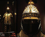 220px-MilitaryCostumeEmperorKienLong1736-1796