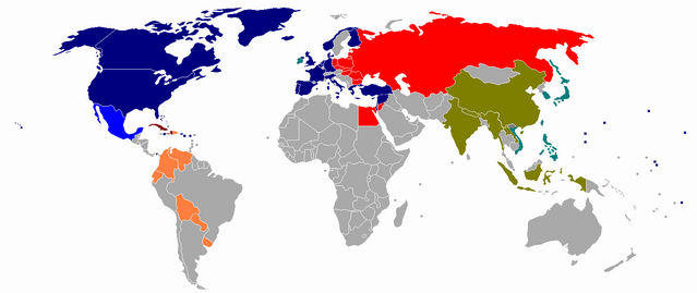 File:Coldwarmap1962.png