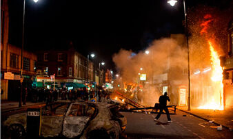 Riot-uk-london-007