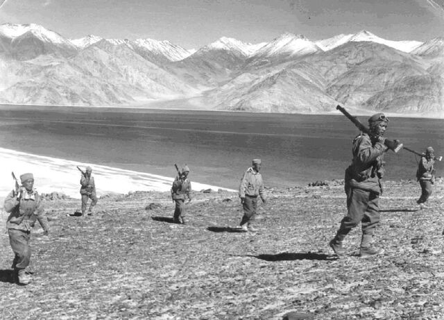 File:Sikkimwar.jpg