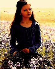 Mackenzie foy as renesmee breaking dawn1