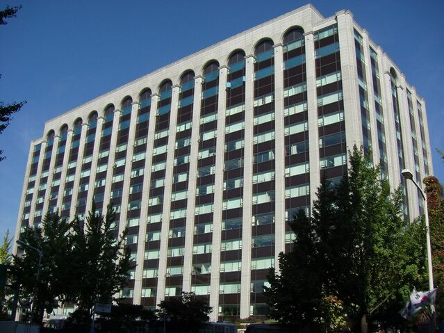 File:Hyundai.jpg
