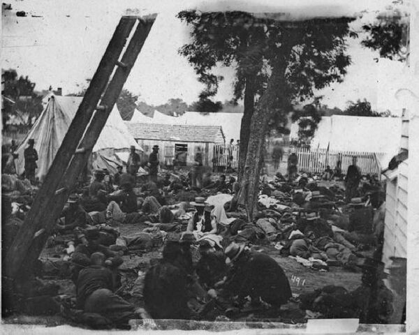 File:Savages Station.jpg