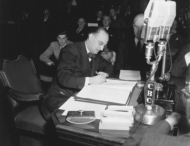 File:Joseph Smallwood signing Newfoundland into Confederation.jpg