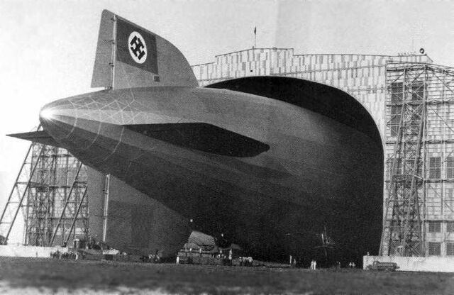 Datei:Zeppelin1.jpg