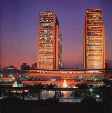 File:Torresdelsilenciogeorge.jpg
