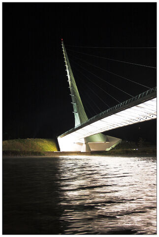 File:Sundialbridge2.jpg