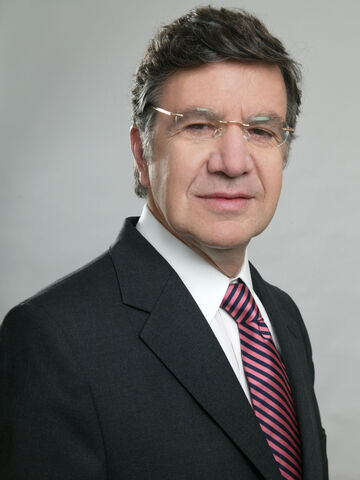 File:Joaquin Lavin.jpg