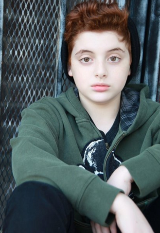 File:Thomas Barbusca.png