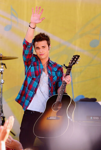 File:Kris+Allen+David+Cook+Kris+Allen+Adam+Lambert+q31DE99CGNIx.jpg