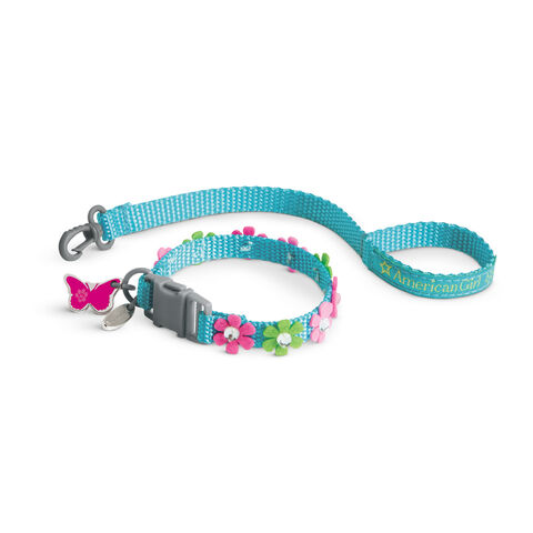 File:BlossomsCollarLeash.jpg