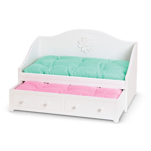File:DreamyDaybed.jpg