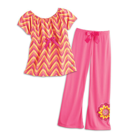 File:ZigzagPajamas girls.jpg