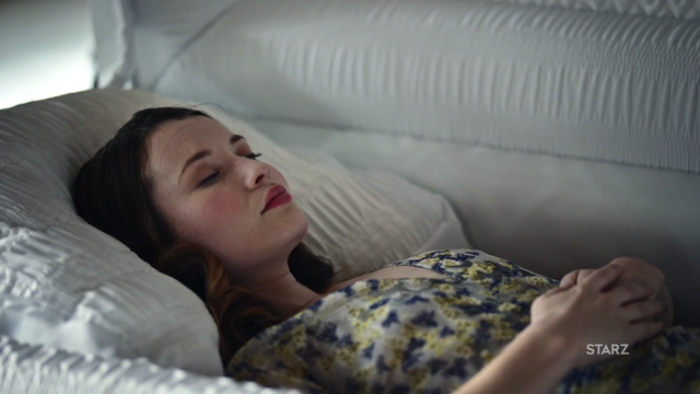File:Laura viewing trailer.png