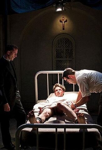 Fichier:BTS 2x02 (2).jpg